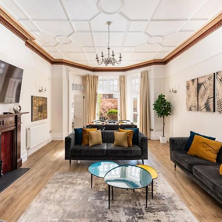 3 Bedroom Garden Apartment Opposite The Beach ブライトン エクステリア 写真