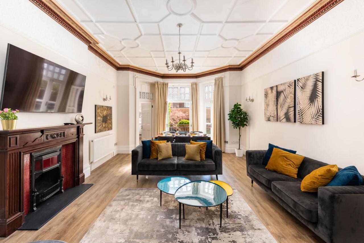 3 Bedroom Garden Apartment Opposite The Beach ブライトン エクステリア 写真