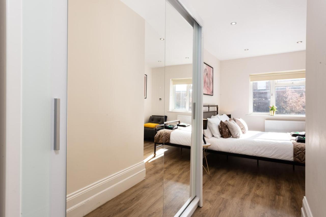 3 Bedroom Garden Apartment Opposite The Beach ブライトン エクステリア 写真